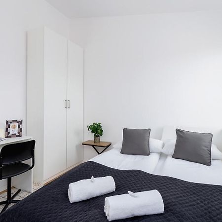 Radziwillowska Apartment Cracow Planty By Noclegi Renters Cracovia Exterior foto
