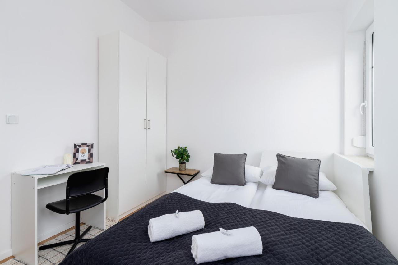 Radziwillowska Apartment Cracow Planty By Noclegi Renters Cracovia Exterior foto