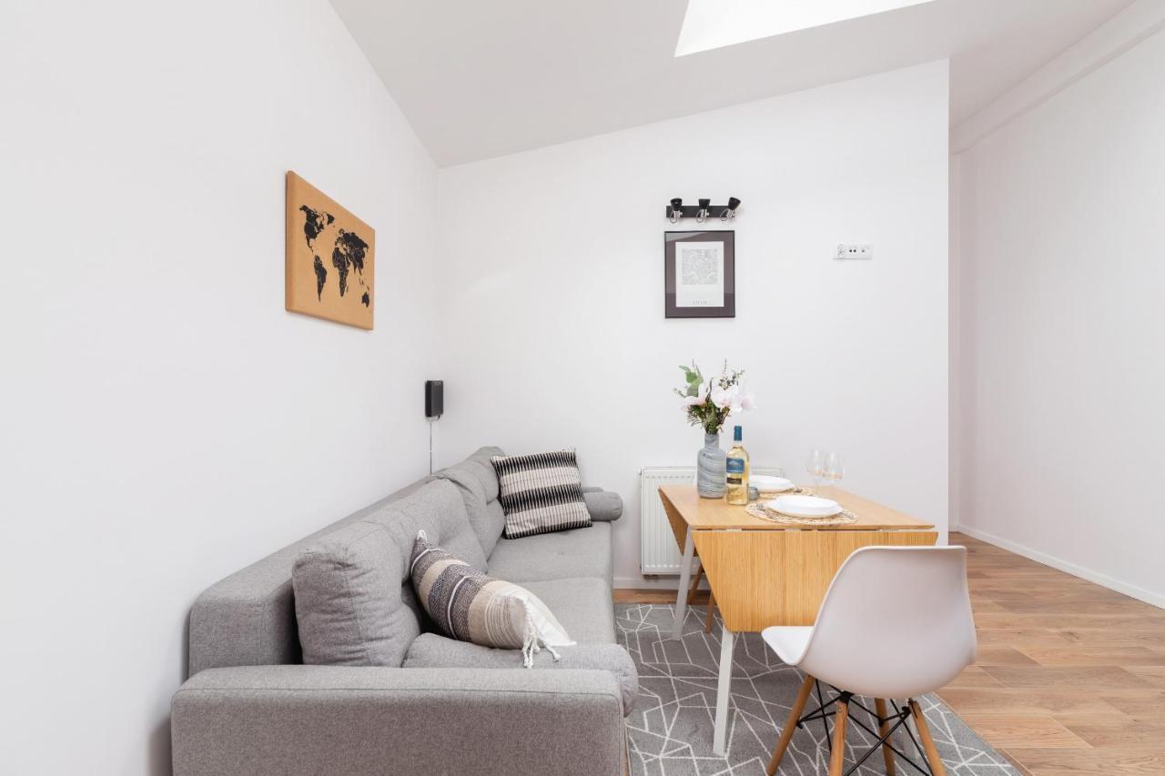 Radziwillowska Apartment Cracow Planty By Noclegi Renters Cracovia Exterior foto