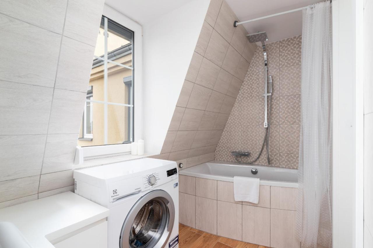 Radziwillowska Apartment Cracow Planty By Noclegi Renters Cracovia Exterior foto