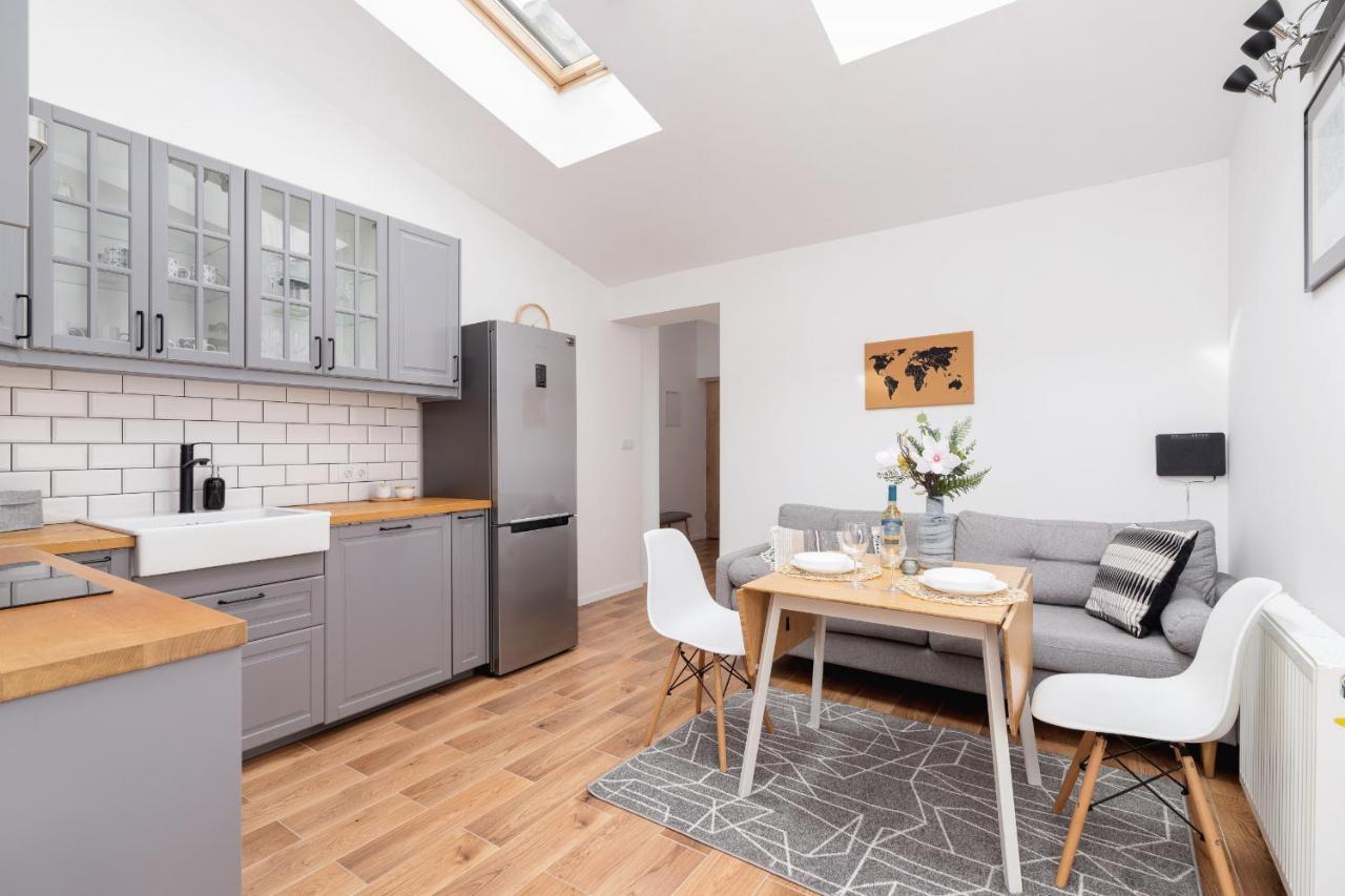 Radziwillowska Apartment Cracow Planty By Noclegi Renters Cracovia Exterior foto