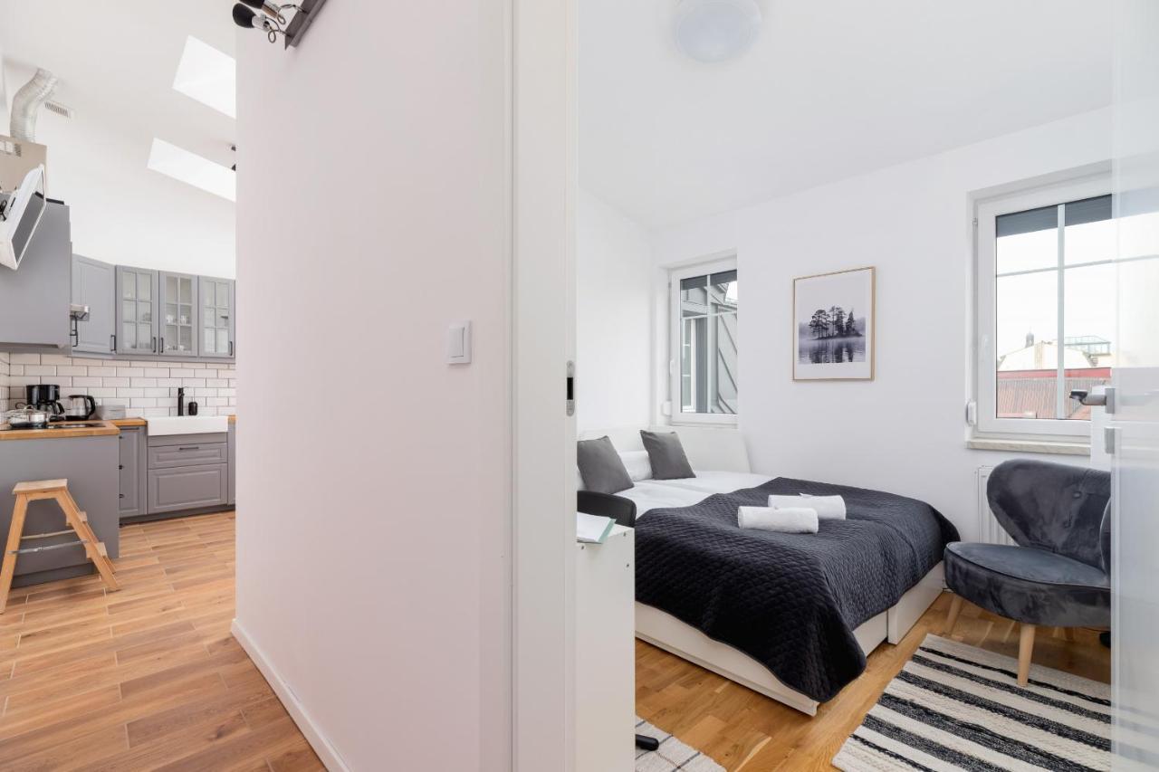 Radziwillowska Apartment Cracow Planty By Noclegi Renters Cracovia Exterior foto