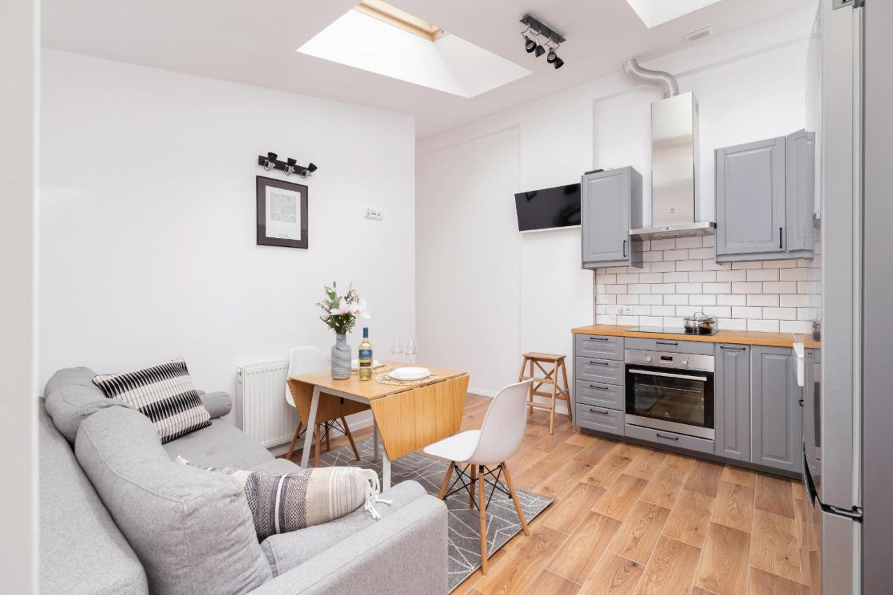 Radziwillowska Apartment Cracow Planty By Noclegi Renters Cracovia Exterior foto
